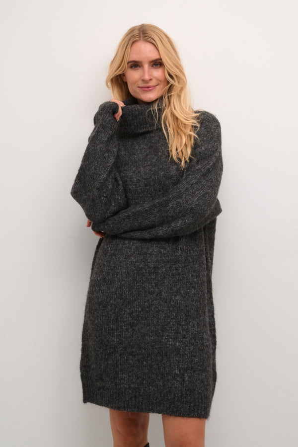 AIOMA KJÓLL