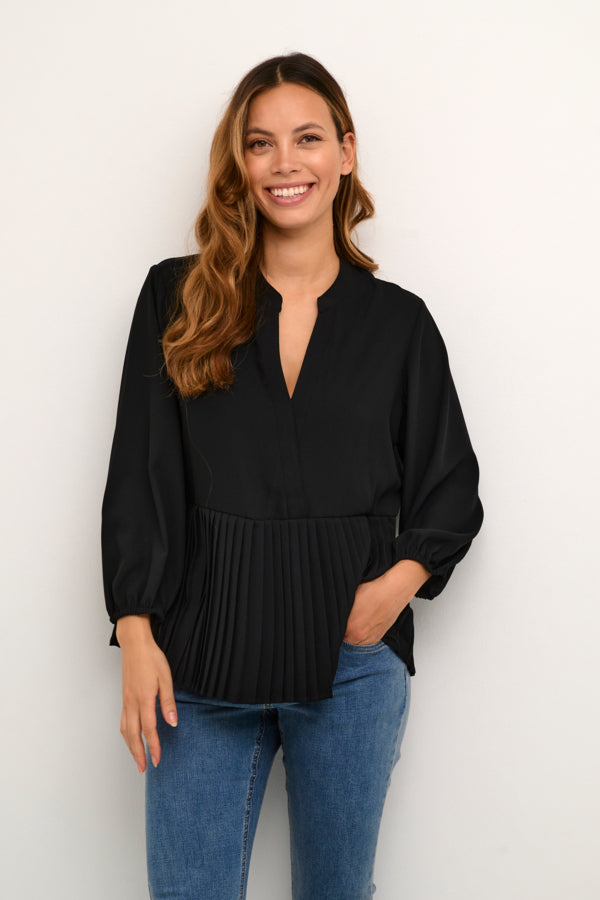 BETTY BLÚSSA