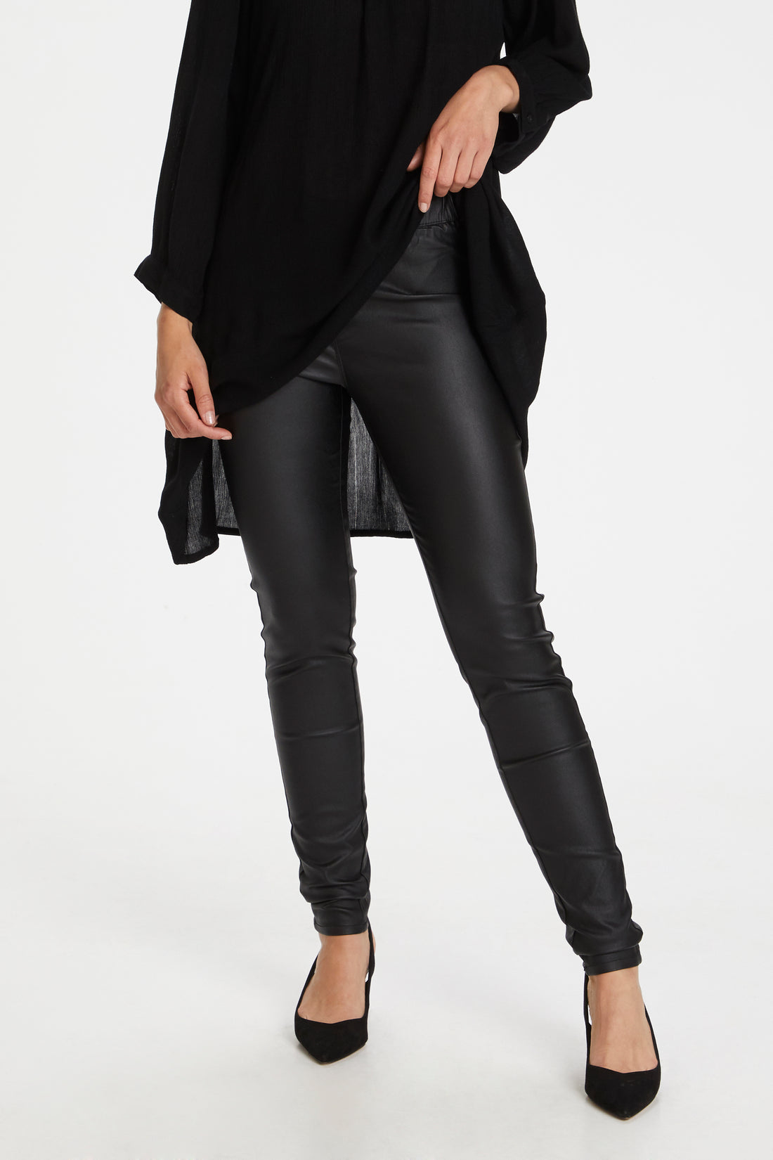 COATED STREITLEG BUXUR LEÐURLÍKIS