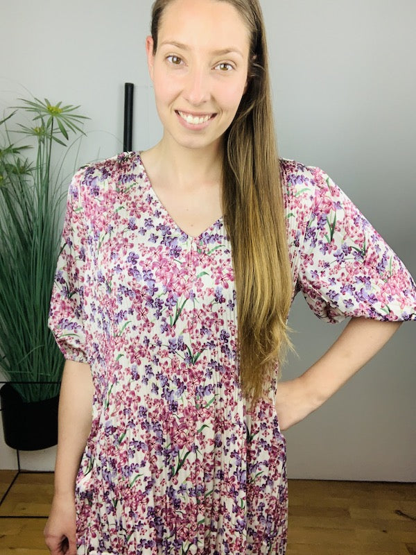 ESINA KJÓLL