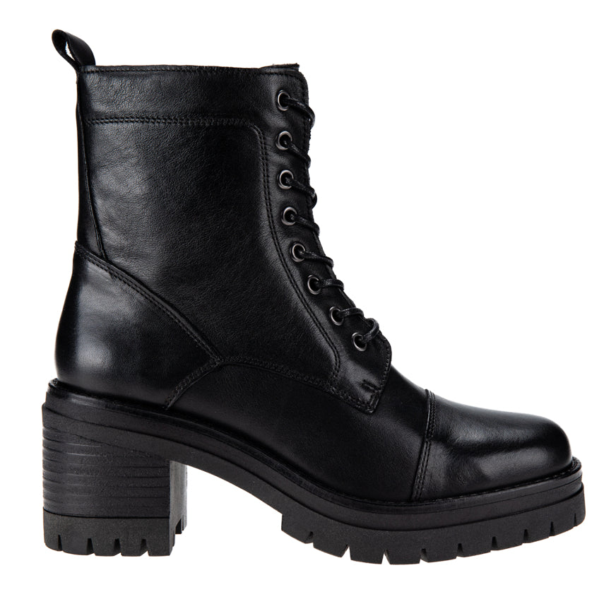 JODIS RUT LACE UP