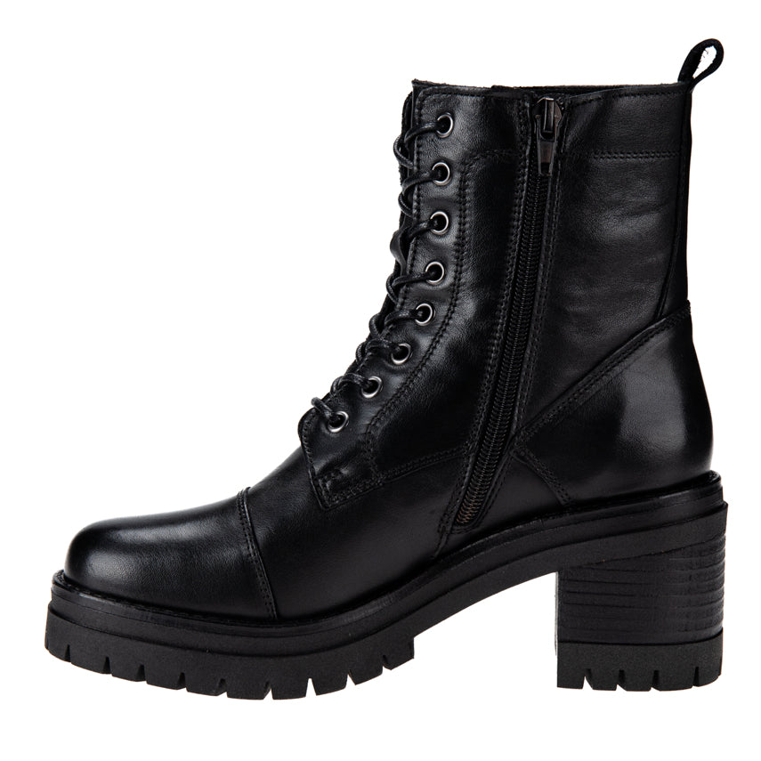 JODIS RUT LACE UP