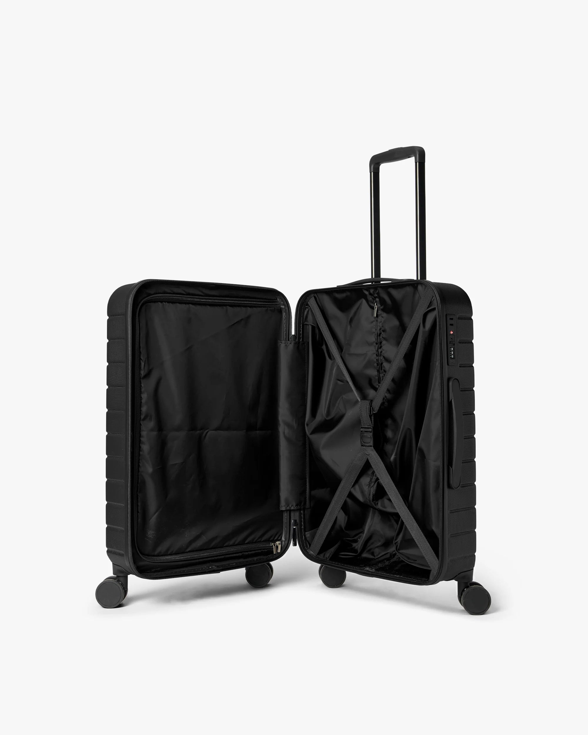 DAY SUITCASE MEDIUM 24"