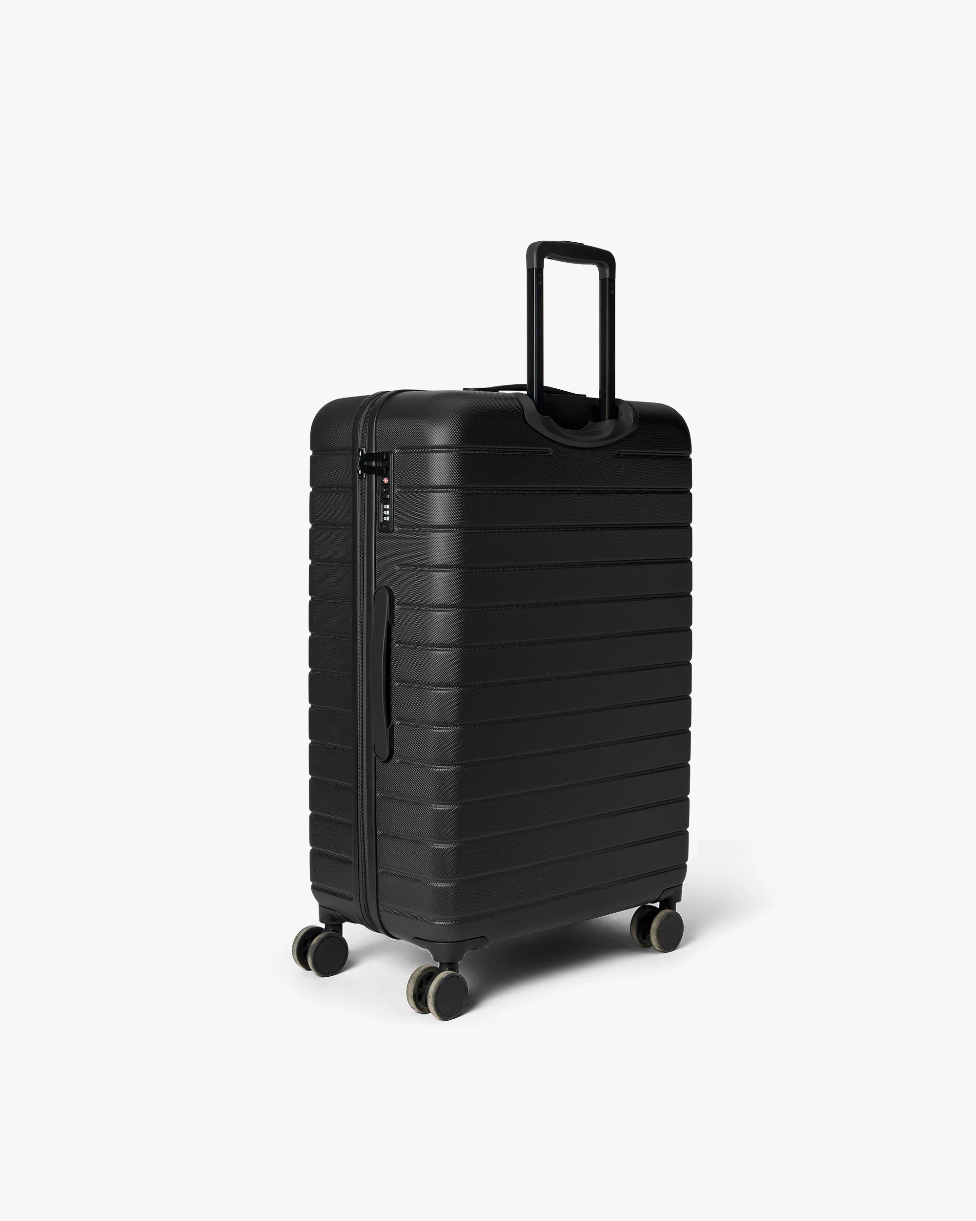 DAY SUITCASE LARGE 28"