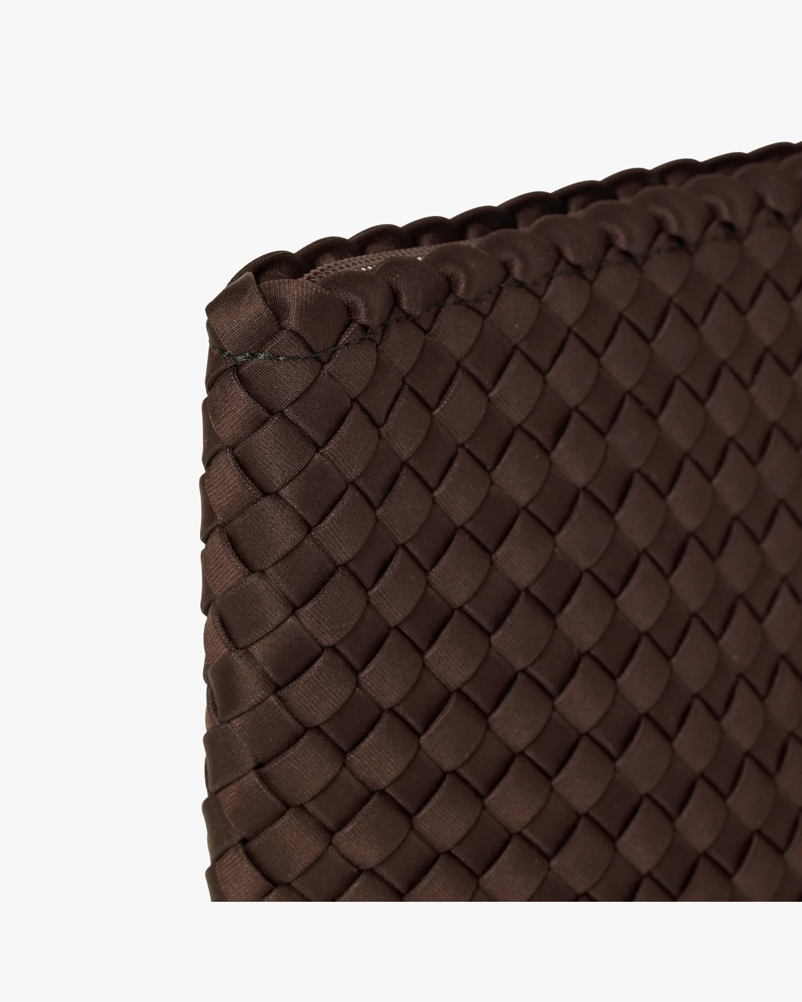 DAY BRAIDING WASHBAG