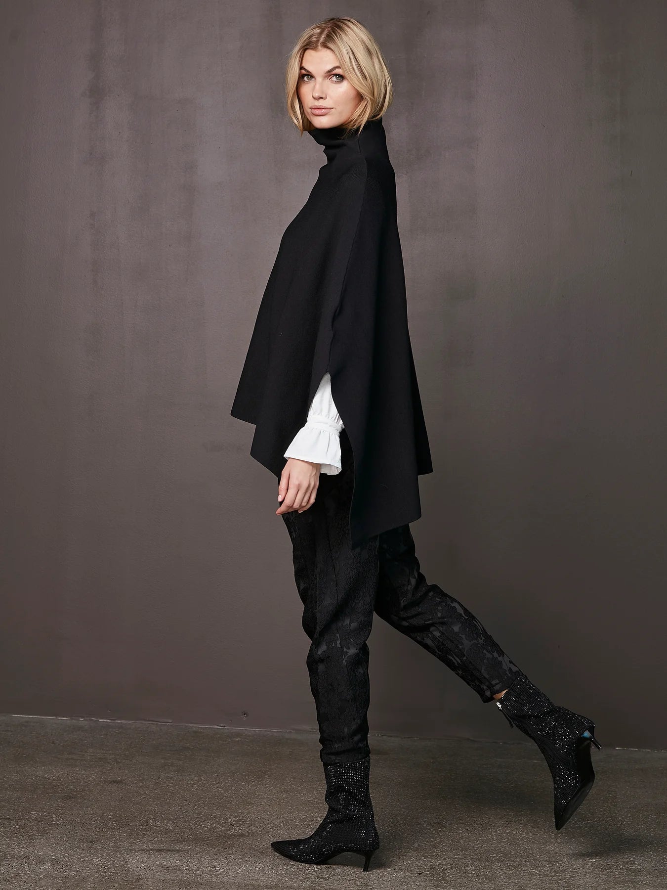 XIAO PONCHO