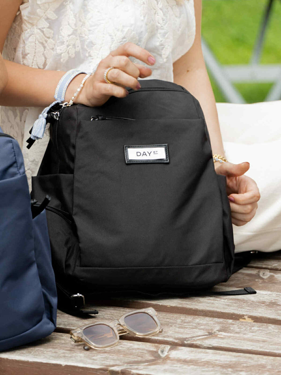 DAY GWENETH RE-S PACKY