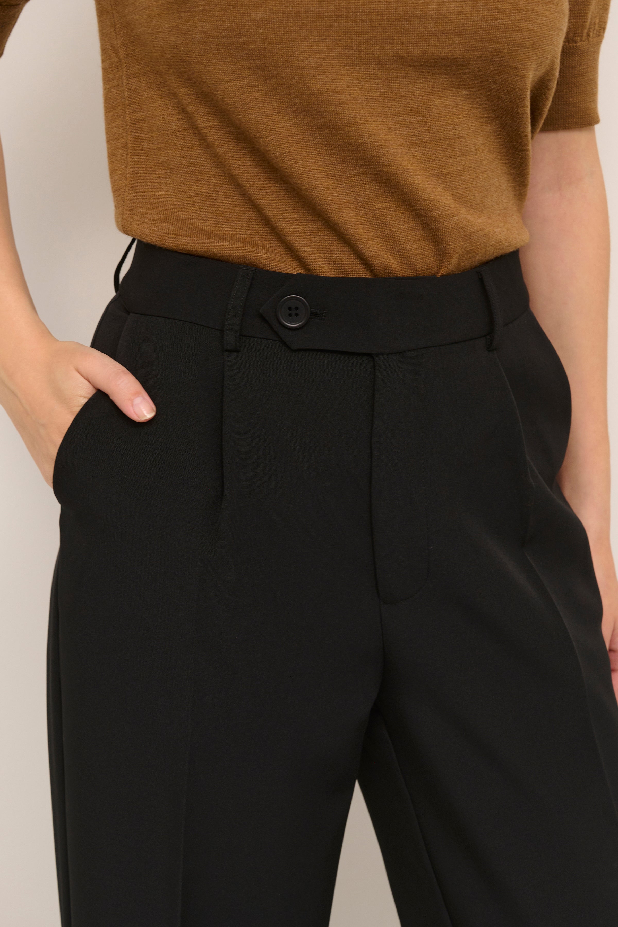LORA BUXUR