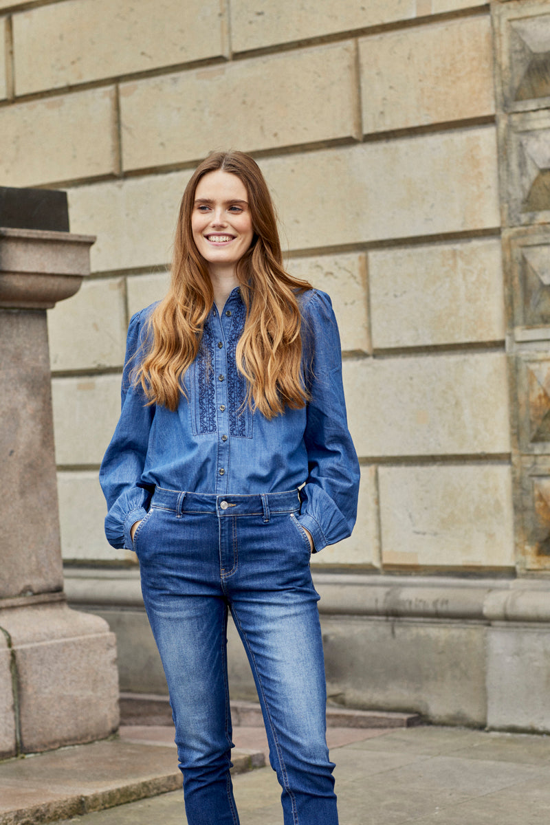 JANE DENIM