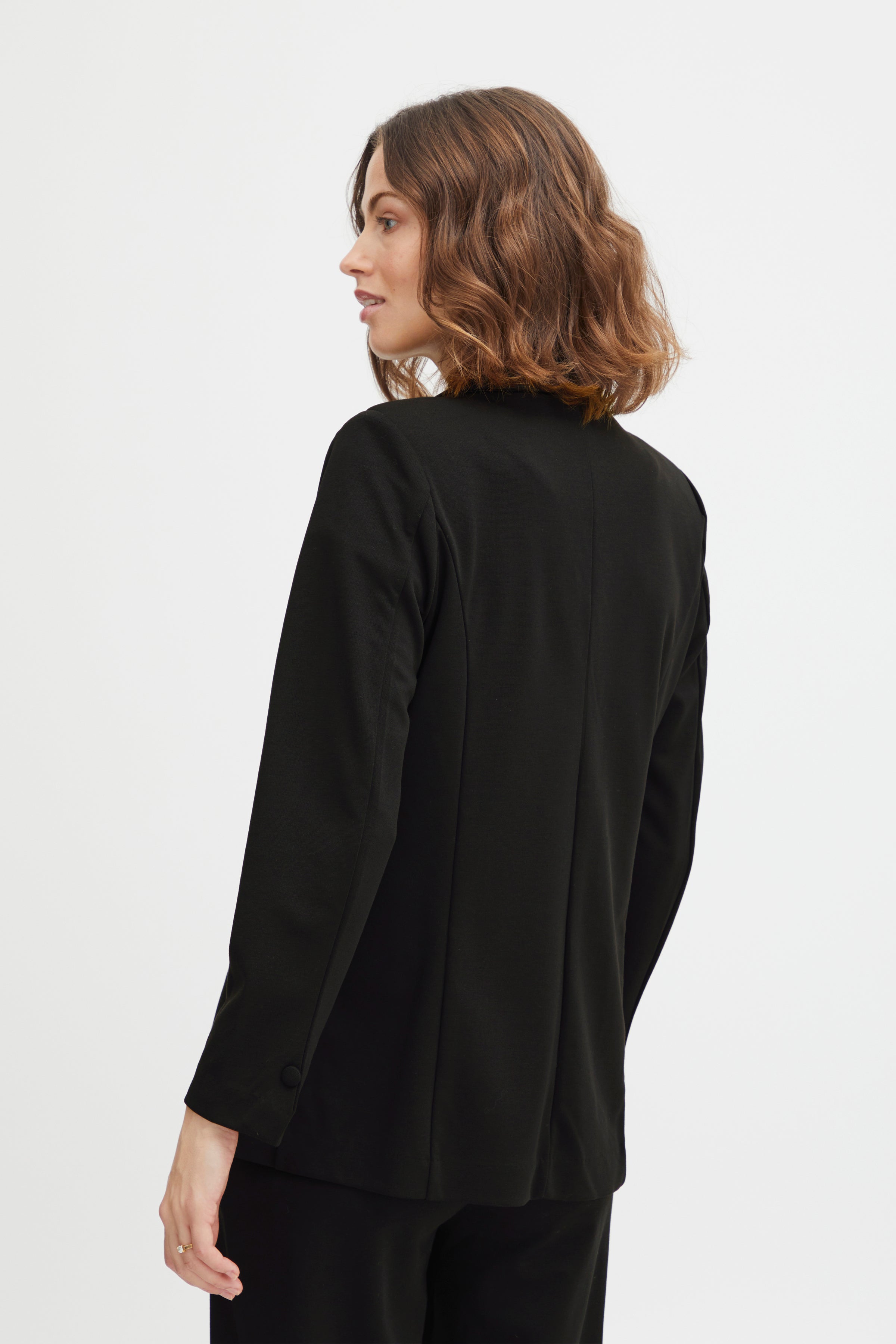 ANYA BLAZER
