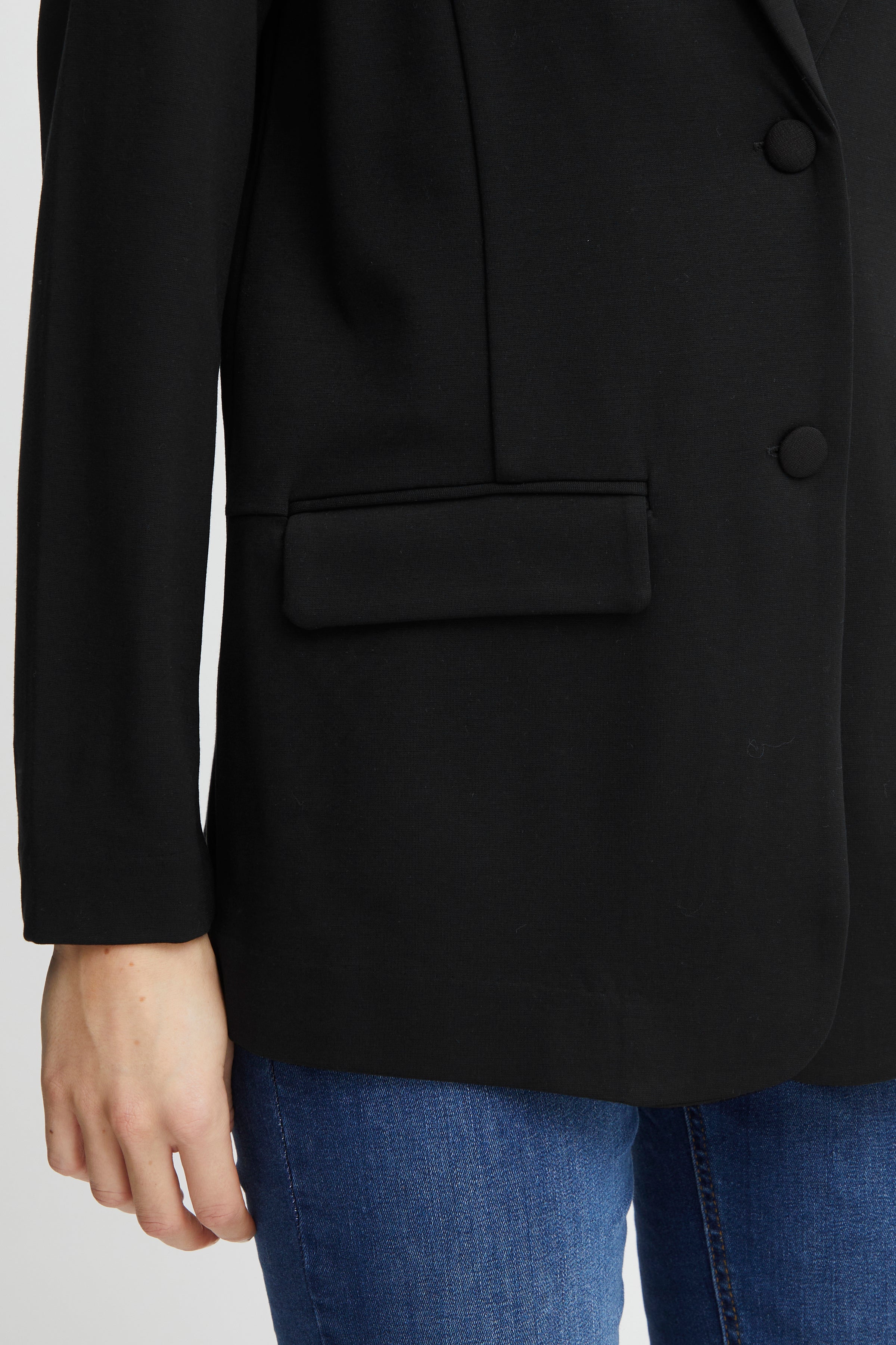LANA BLAZER