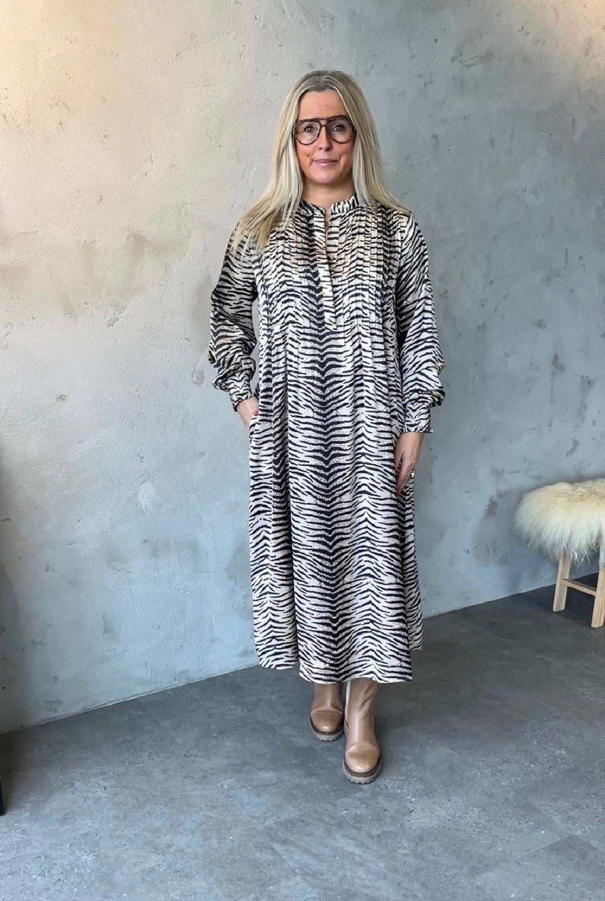 CLARAN DRESS