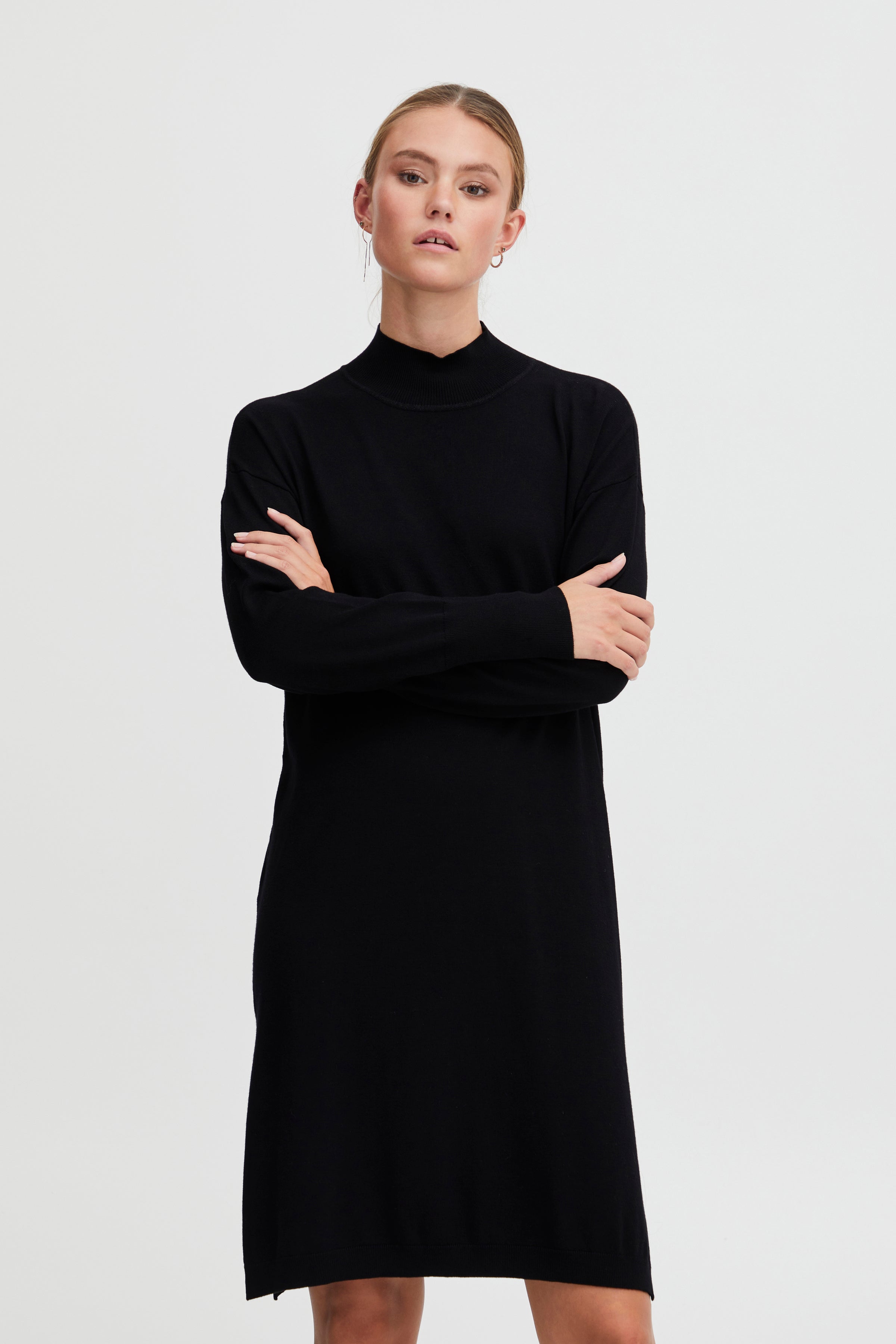 ZARA KJÓLL