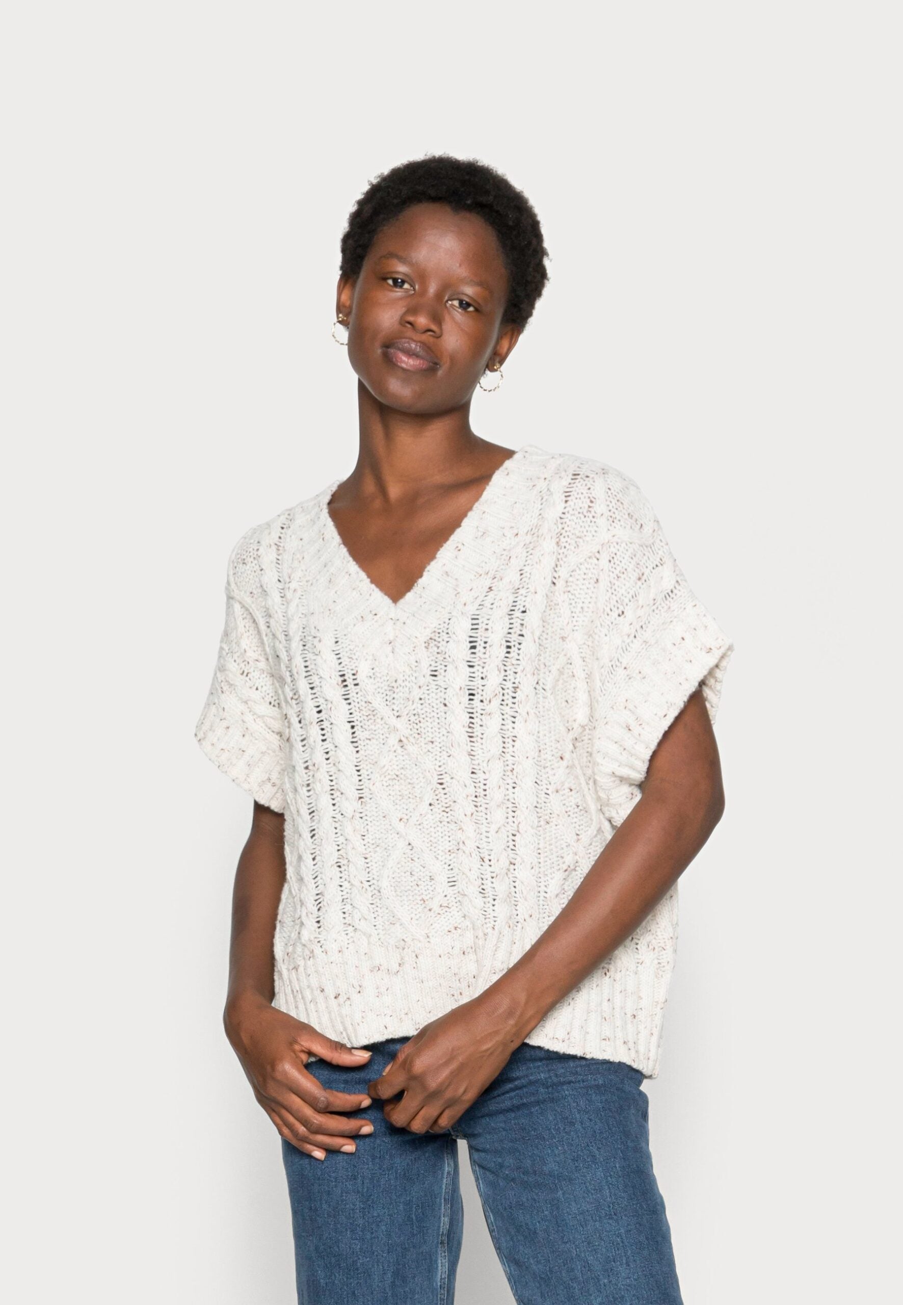 ELIJA VEST