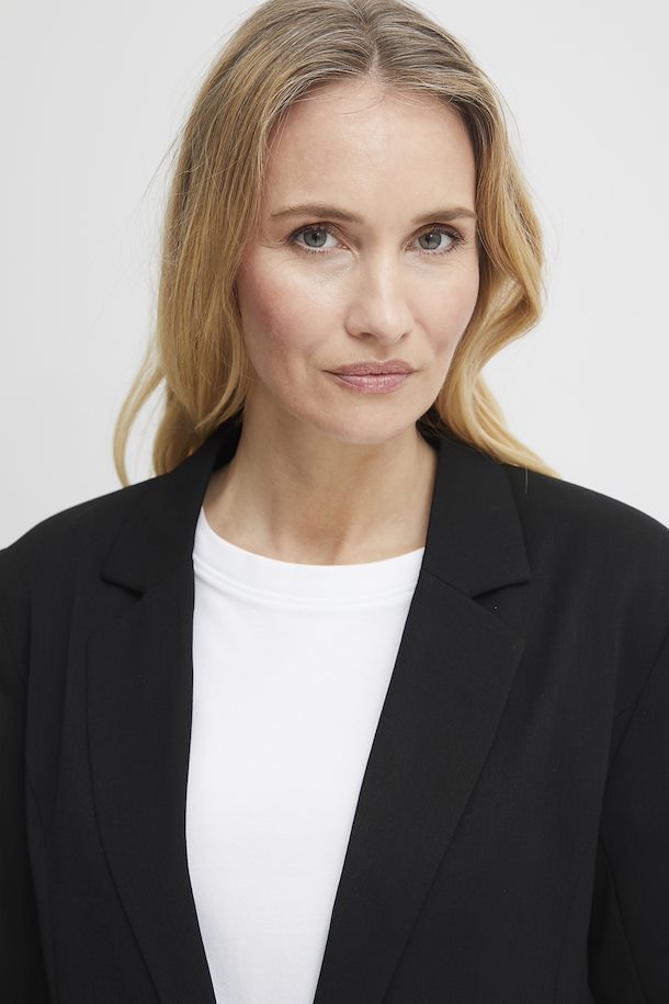 MILENA JAKKI