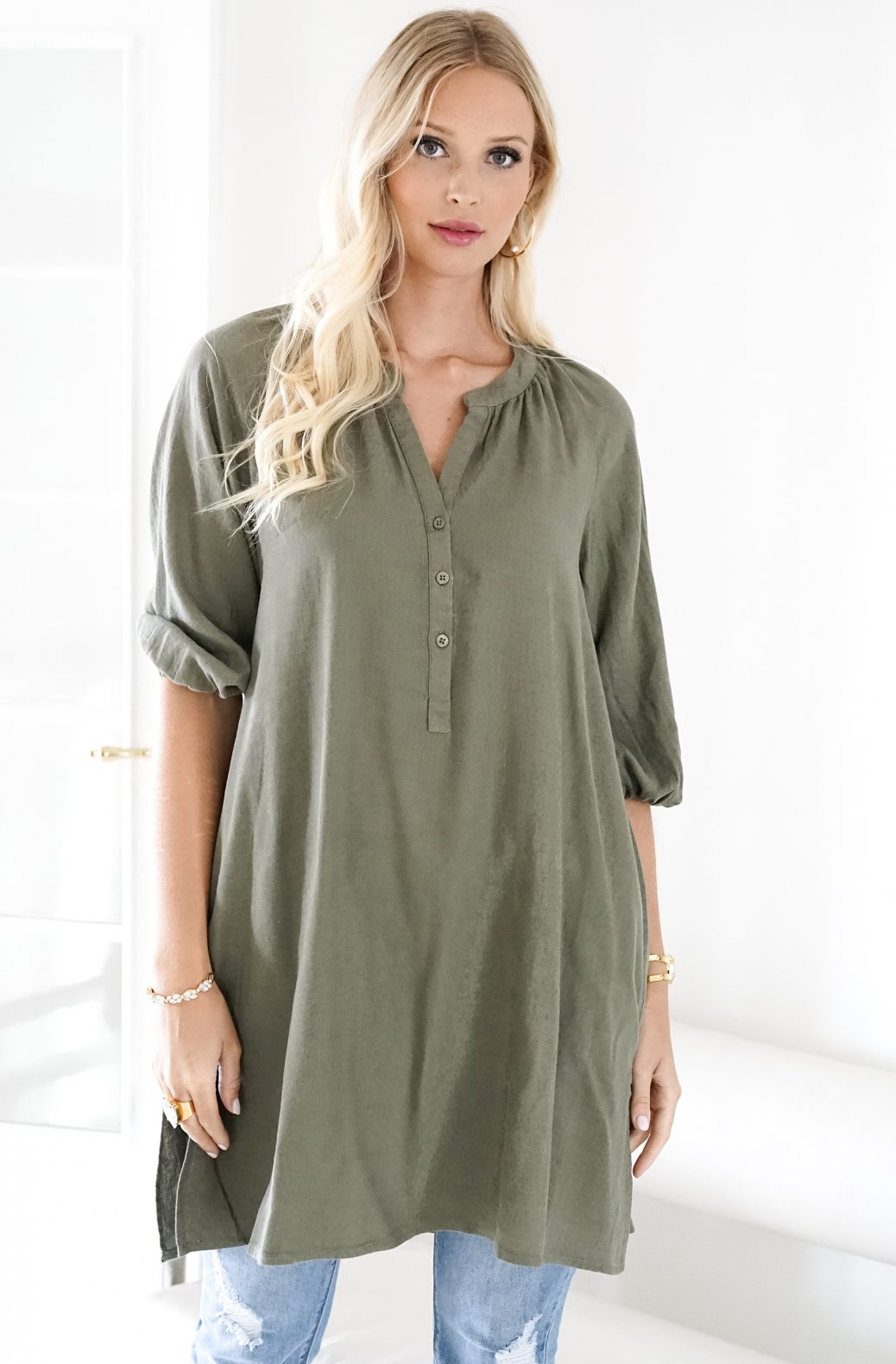 LAVA TUNIK