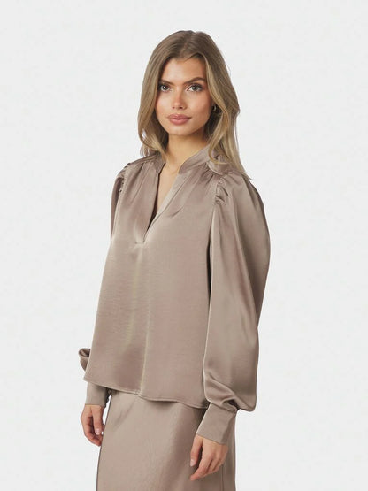 ROSSLYN BLÚSSA