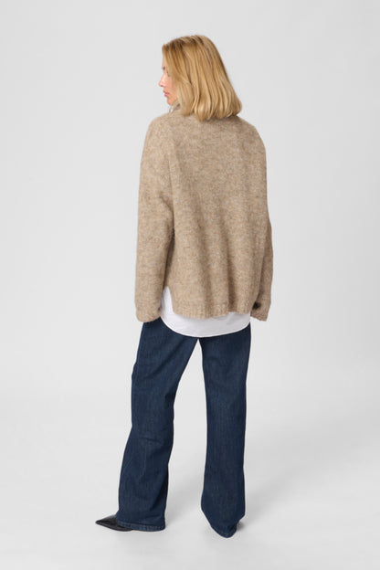 11 THE KNIT PEYSA