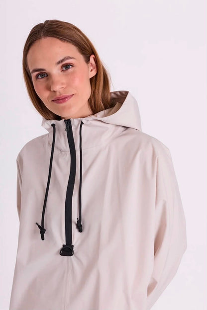 MOW PONCHO