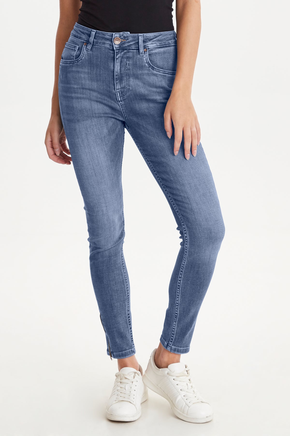 EMMA JEANS