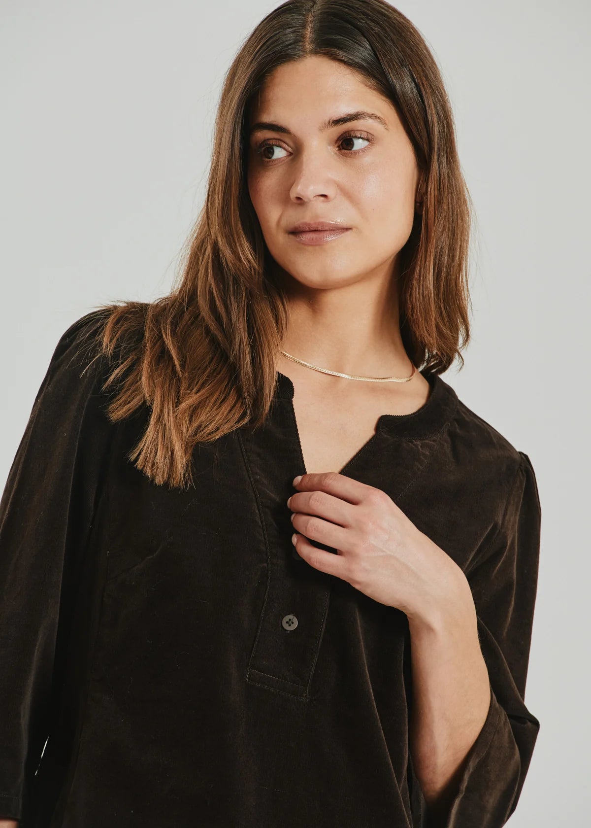 OLANA KJÓLL