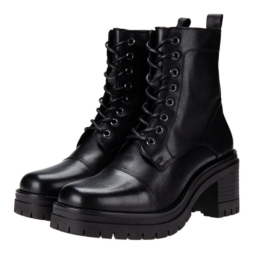 JODIS RUT LACE UP