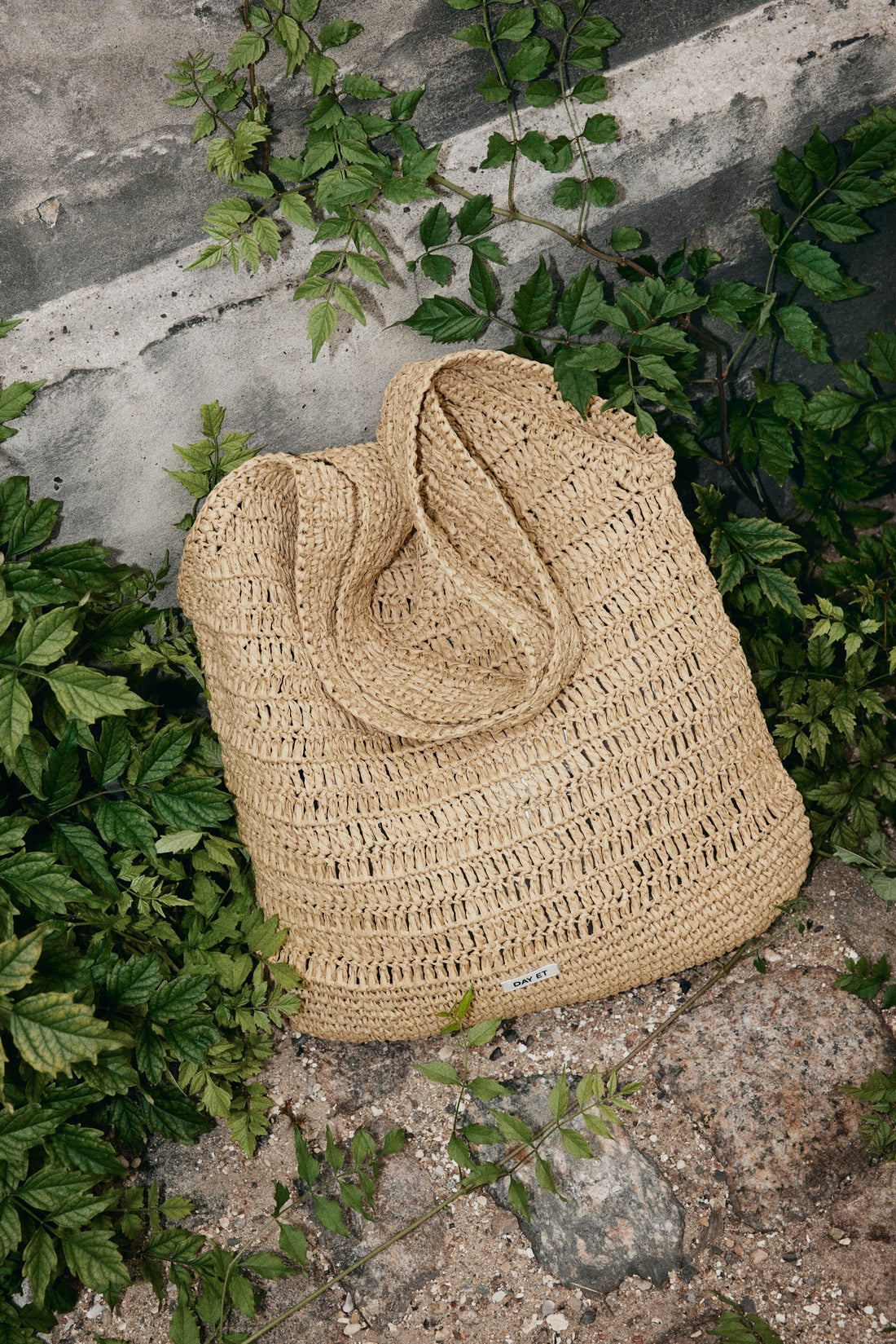 DAY SHOULDER TASKA
