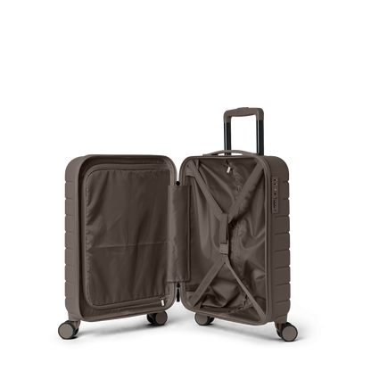DAY SUITCASE LARGE 28"