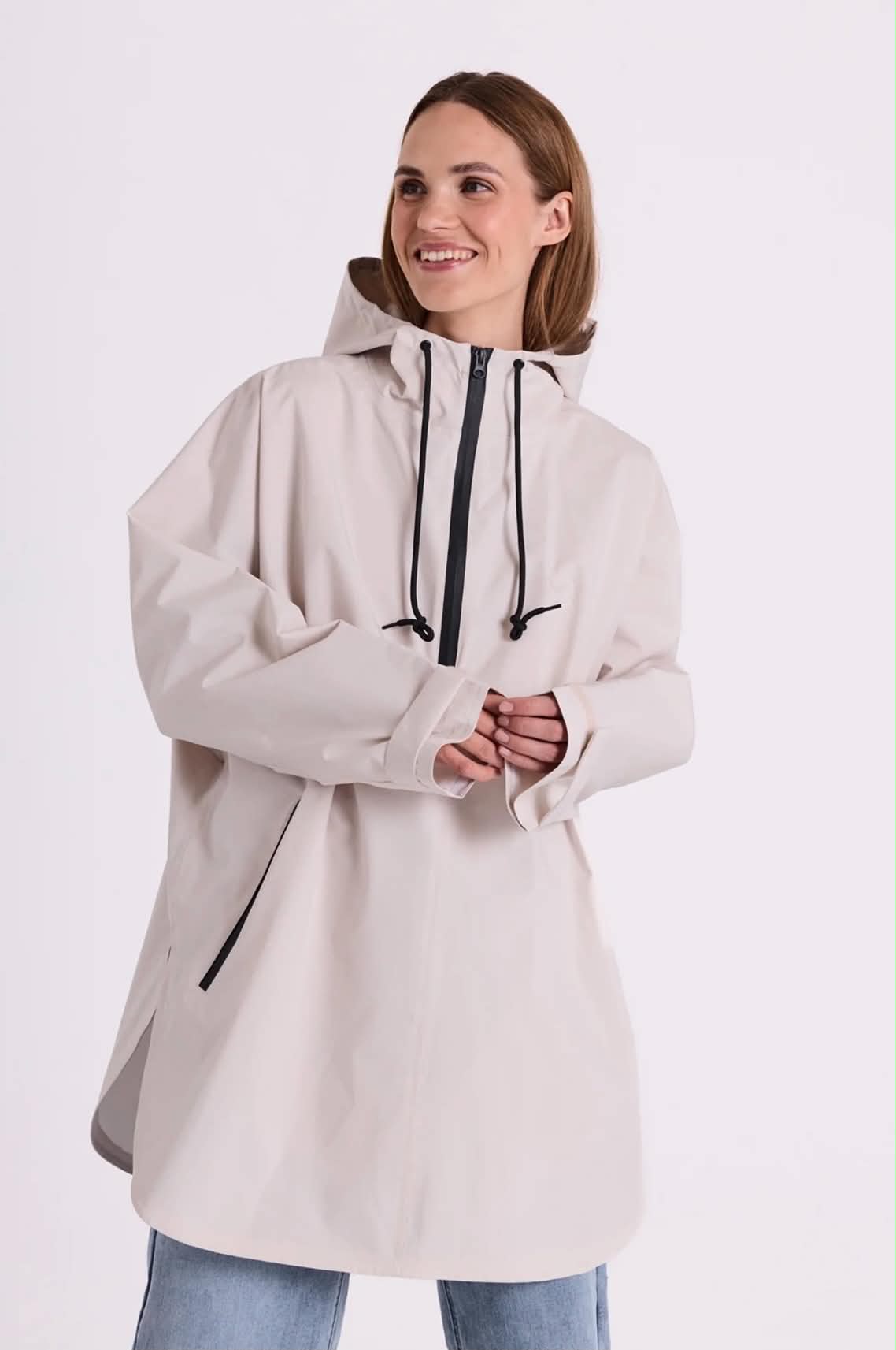 MOW PONCHO