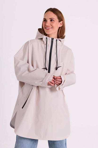 MOW PONCHO