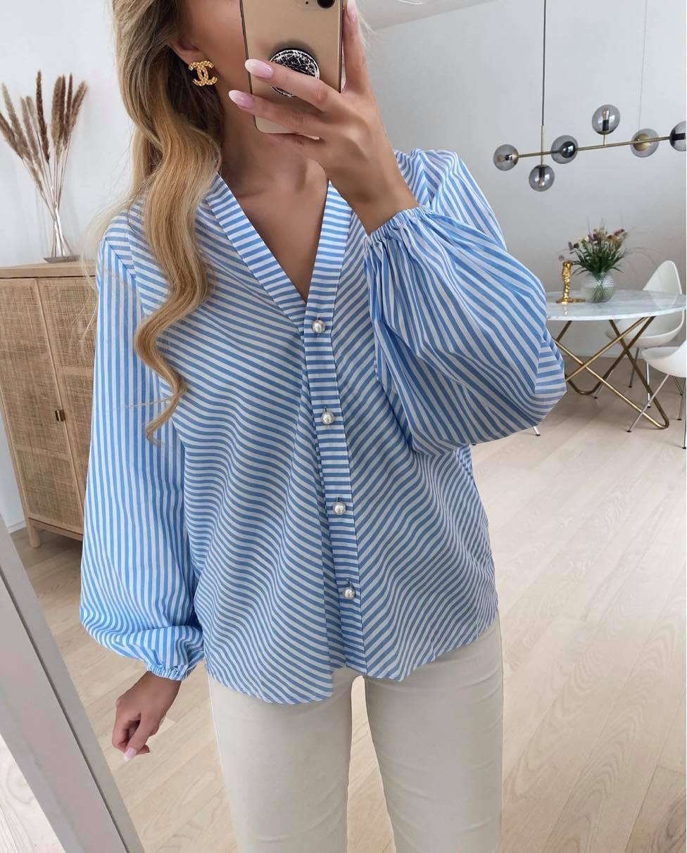 BLUE SHIRT